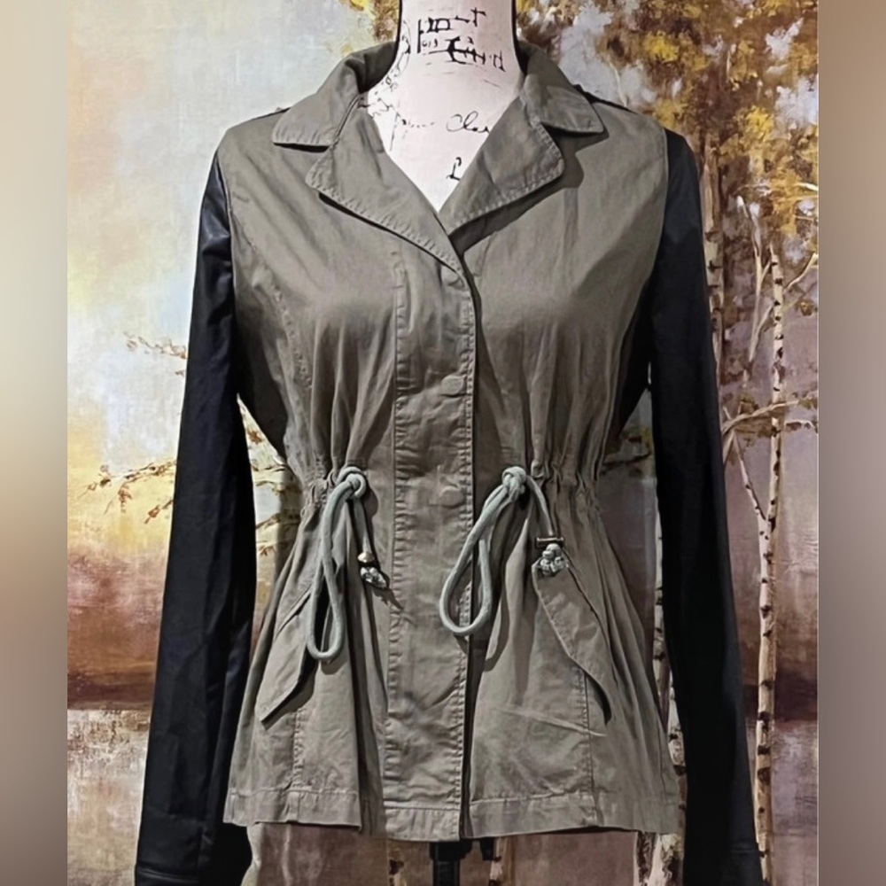 EDGE  Jacket with faux leather sleeves, front zipper & snap closure